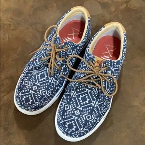 Twisted X Hooey Loper